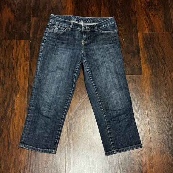 The Limited Denim 312 Cropped Capri Pants WoMen's Jeans Just Below the knee 4 - Picture 2 of 11